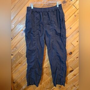 AMO Charcoal Straight Leg Pants Size Large